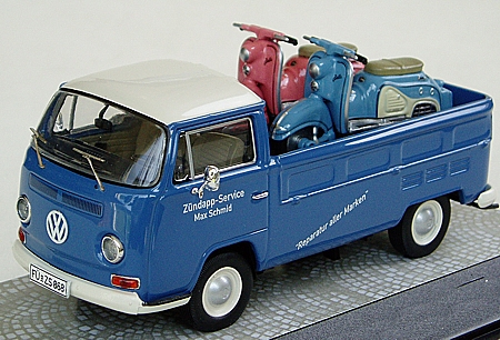 VW T2a Pritsche/ "Zündapp" mit 2 Bella Rollern